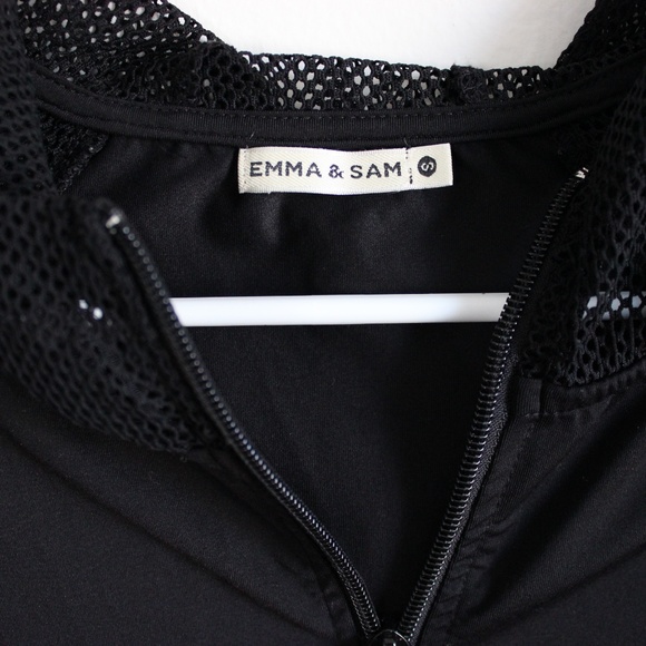 Net Jacket - Picture 2 of 3